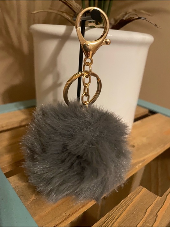 Unbranded Accessories - Gray Faux Fur Pom Pom Keychain/Bagcharm with Gold Hardware